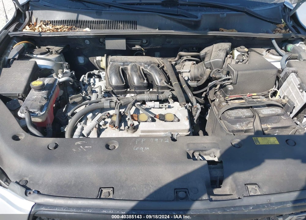 2007 TOYOTA RAV4 BASE V6 VIN: JTMBK33VX76027936