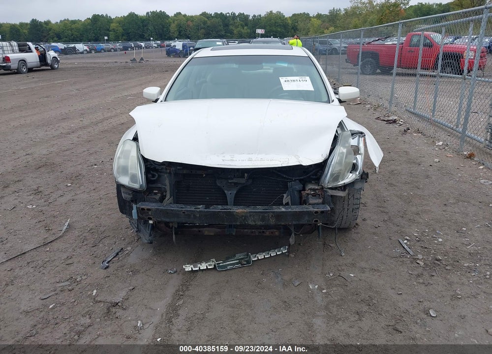 2005 NISSAN MAXIMA 3.5 SL VIN: 1N4BA41E15C849847