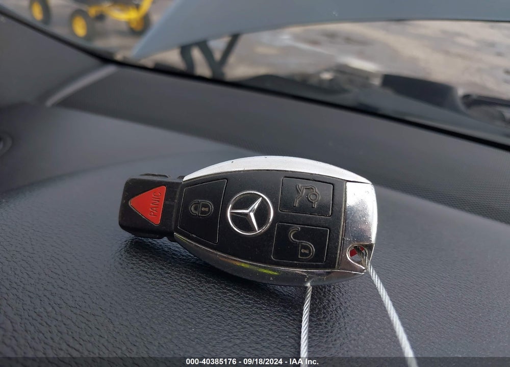 2010 MERCEDES-BENZ E 350 4MATIC VIN: WDDHF8HB9AA124274