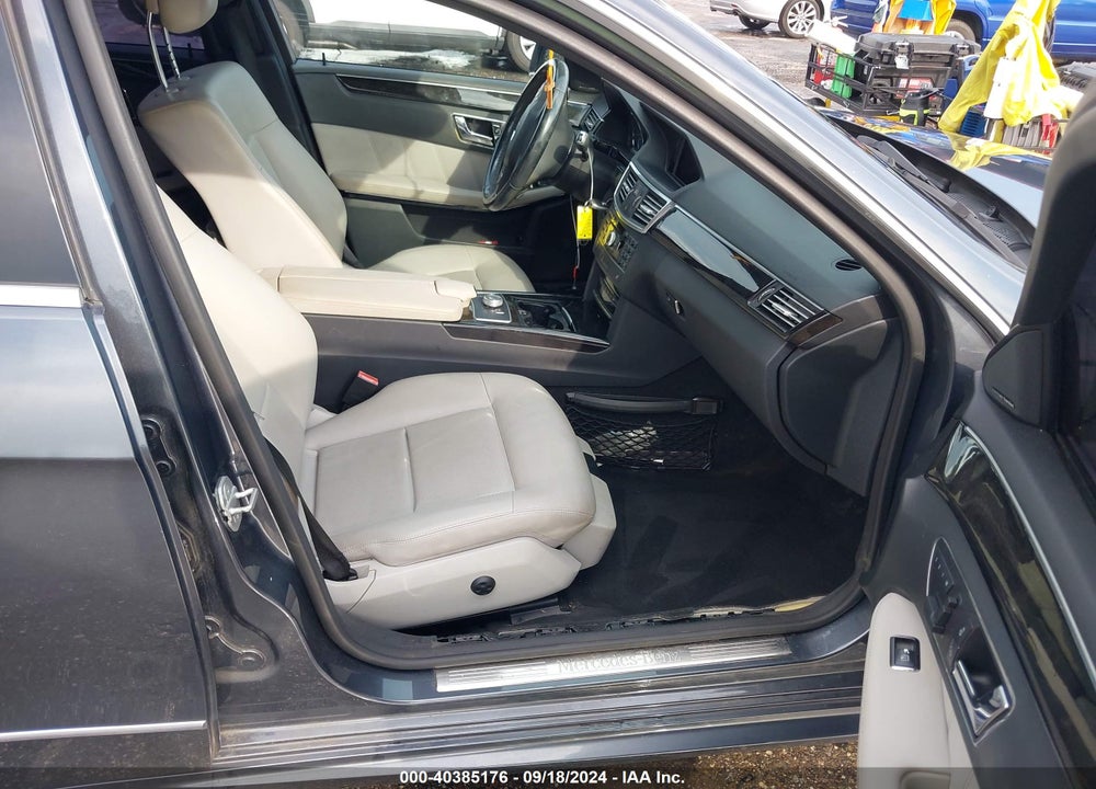 2010 MERCEDES-BENZ E 350 4MATIC VIN: WDDHF8HB9AA124274