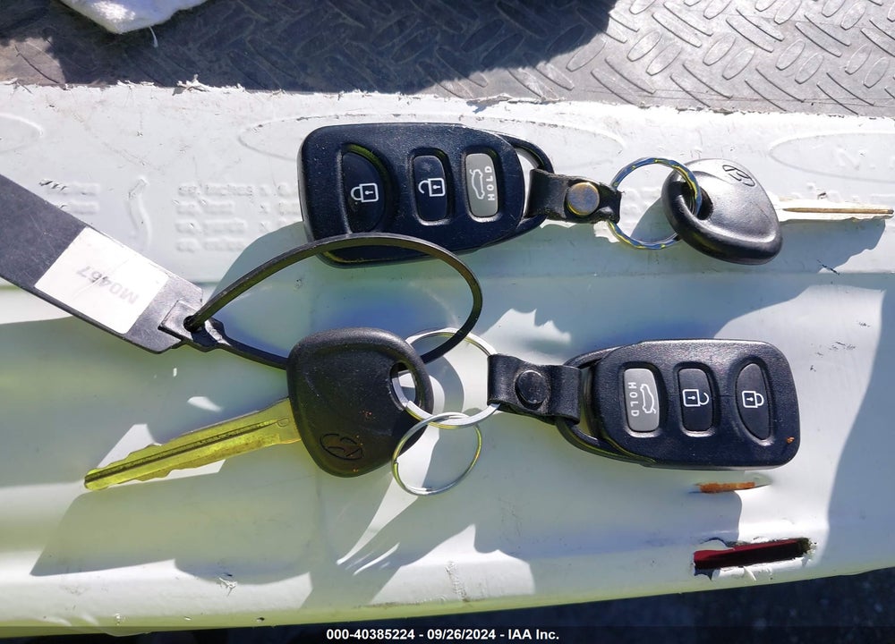 2009 HYUNDAI ELANTRA GLS VIN: KMHDU46D29U631535