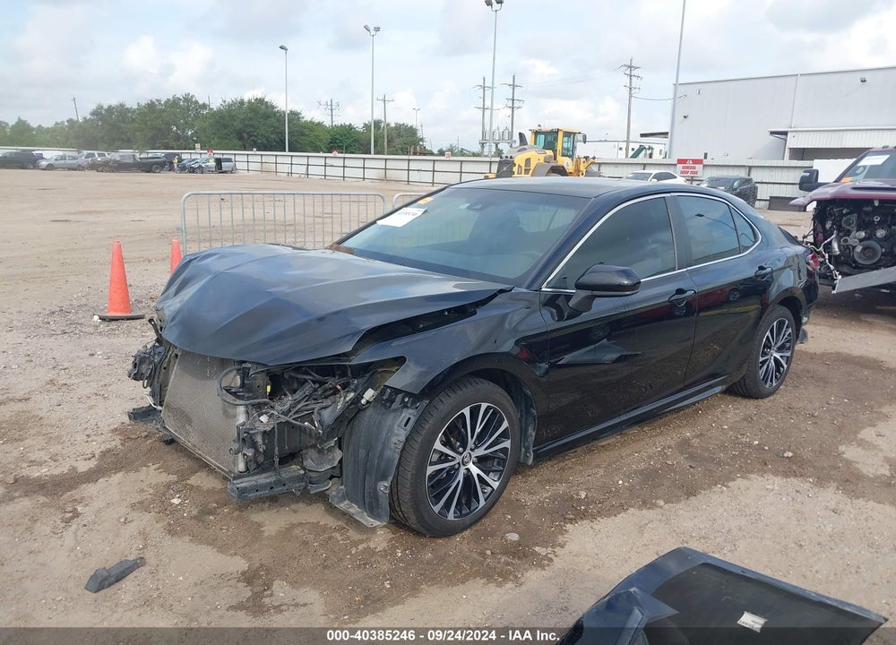 2018 TOYOTA CAMRY SE VIN: 4T1B11HK5JU153335