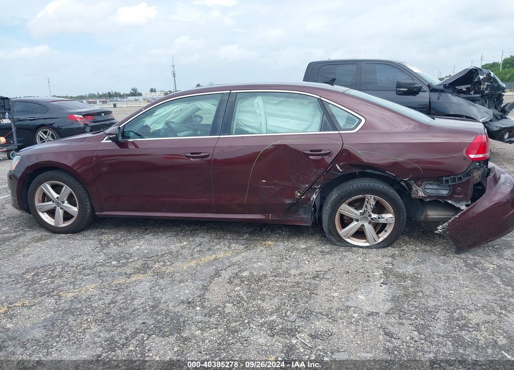 2012 VOLKSWAGEN PASSAT 2.5L SE VIN: 1VWBP7A30CC086884