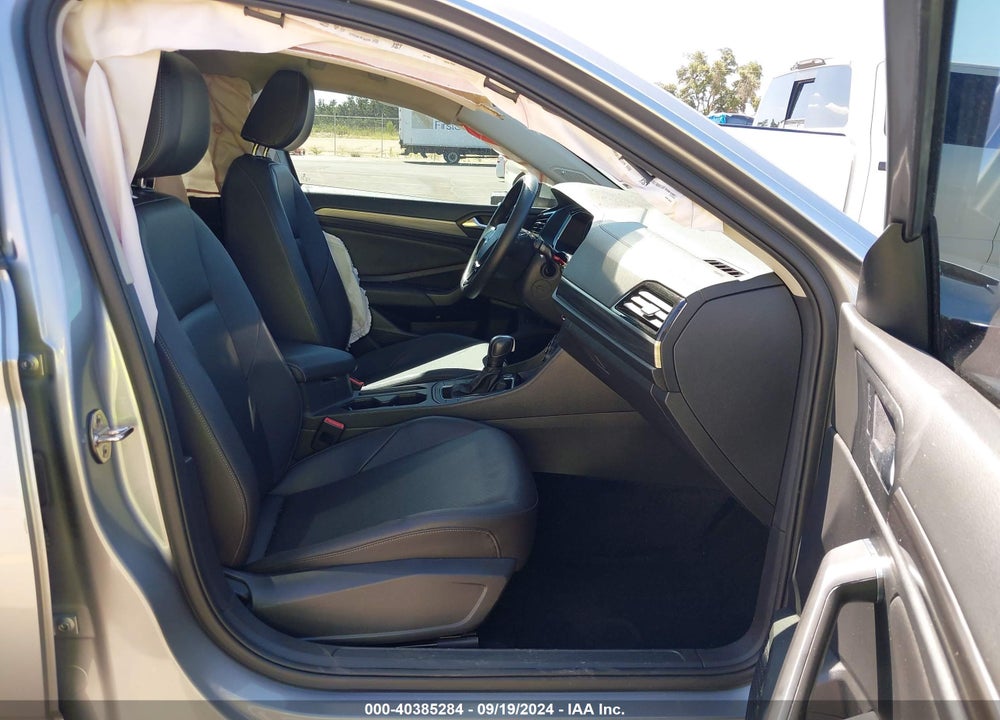 2020 VOLKSWAGEN JETTA 1.4T SEL VIN: 3VWEB7BU0LM010227