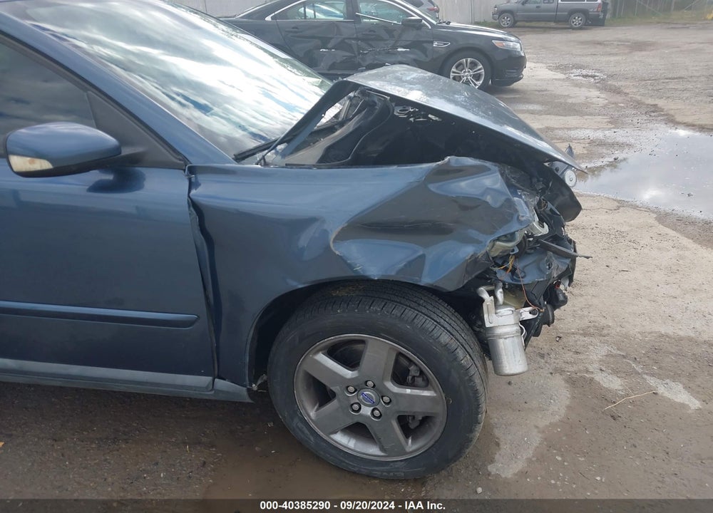 2006 VOLVO S40 T5 VIN: YV1MH682262187767
