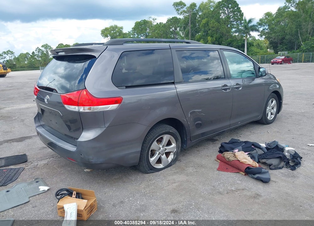 2013 TOYOTA SIENNA LE V6 8 PASSENGER VIN: 5TDKK3DC3DS393150