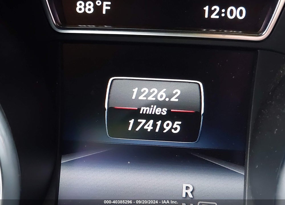 2014 MERCEDES-BENZ CLA 250 VIN: WDDSJ4EB1EN130196