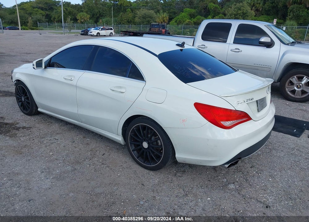 2014 MERCEDES-BENZ CLA 250 VIN: WDDSJ4EB1EN130196