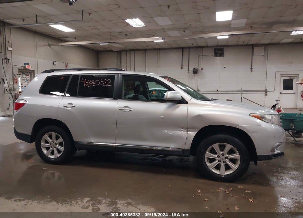 2013 TOYOTA HIGHLANDER SE V6 VIN: 5TDBK3EH6DS185712