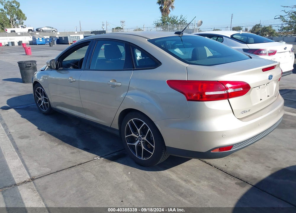 2017 FORD FOCUS SEL VIN: 1FADP3H20HL258183