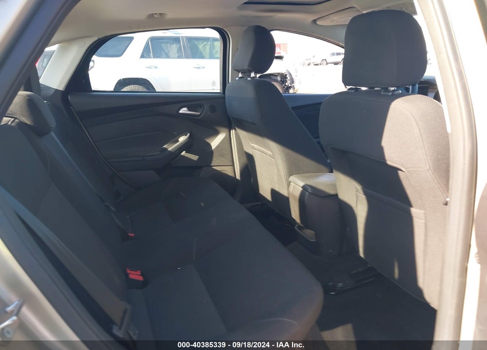 2017 FORD FOCUS SEL VIN: 1FADP3H20HL258183