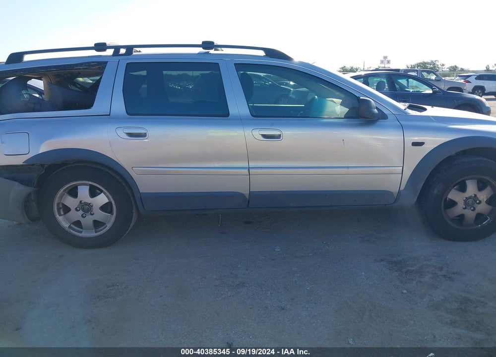 2003 VOLVO XC70 2.5T VIN: YV1SZ59H231110495
