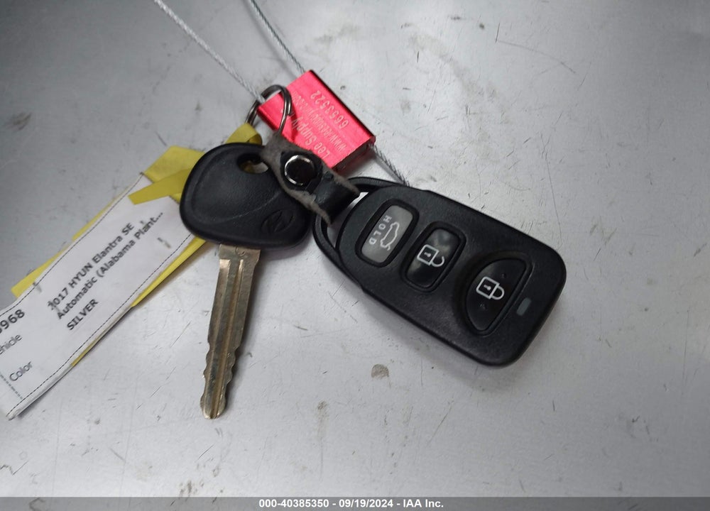 2017 HYUNDAI ELANTRA SE VIN: 5NPD74LF1HH199742