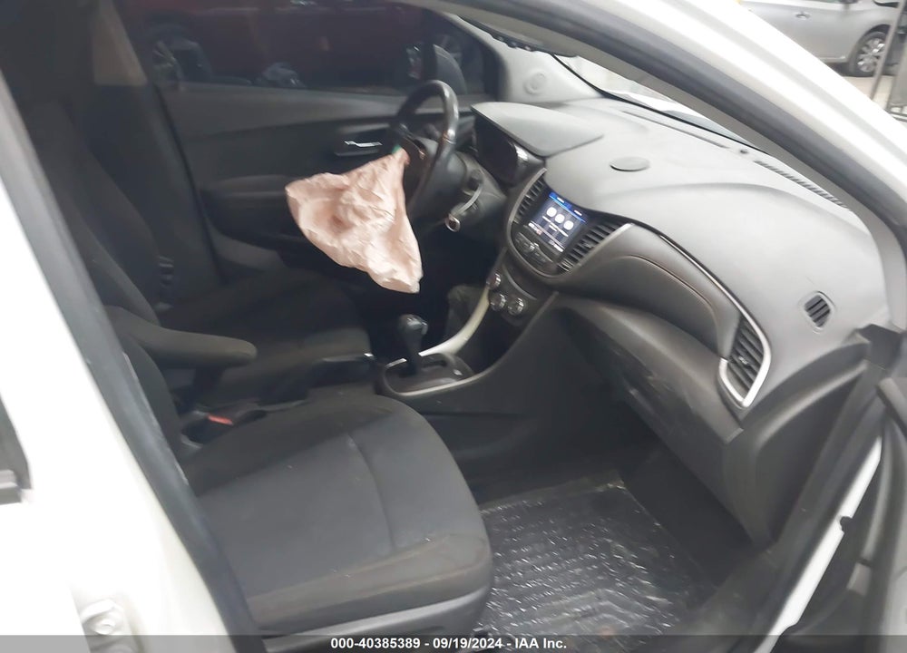 2020 CHEVROLET TRAX FWD LS VIN: KL7CJKSB0LB051461