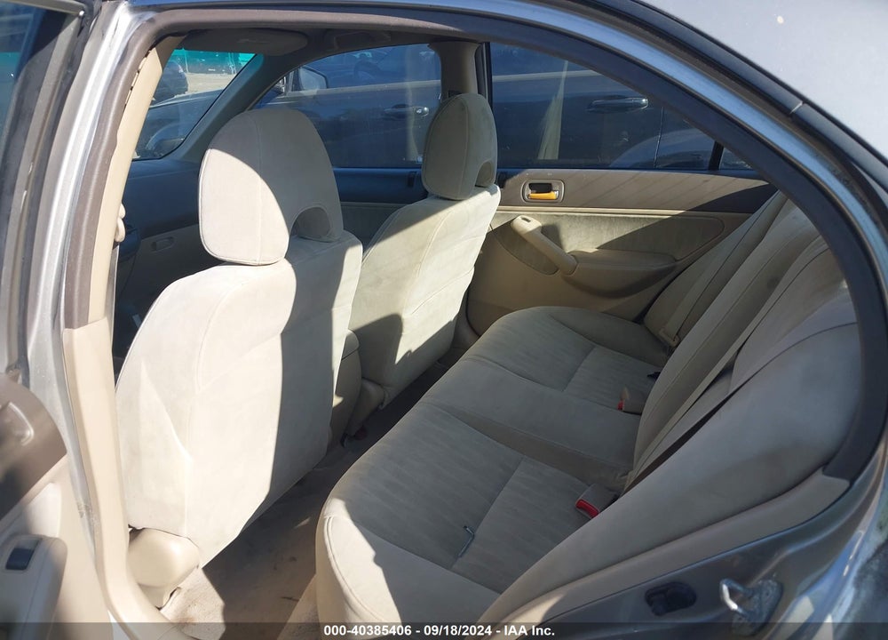 2003 HONDA CIVIC LX VIN: 1HGES16573L022218