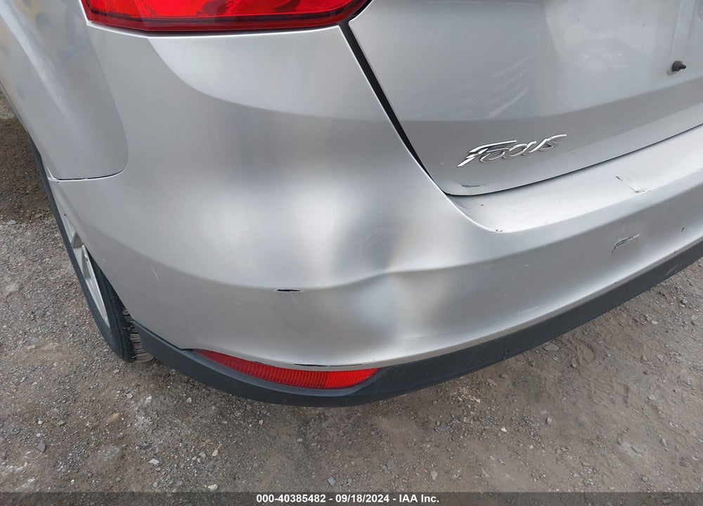 2017 FORD FOCUS SE VIN: 1FADP3K28HL224890