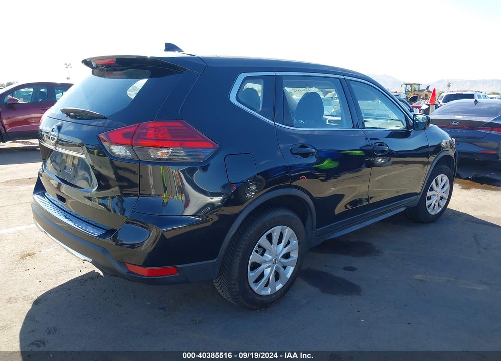 2017 NISSAN ROGUE S VIN: JN8AT2MT7HW143827