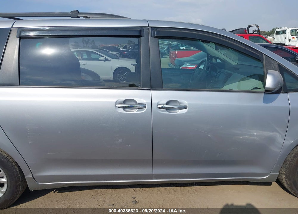 2011 TOYOTA SIENNA XLE V6 VIN: 5TDYK3DC4BS058633