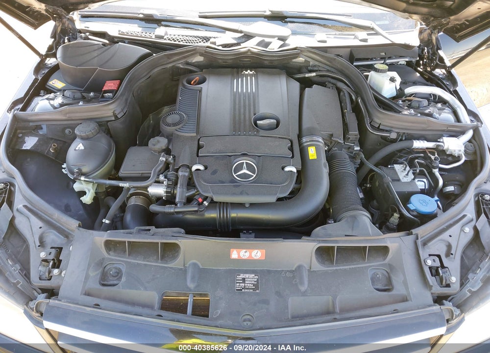 2014 MERCEDES-BENZ C 250 LUXURY/SPORT VIN: WDDGF4HB6EA953376