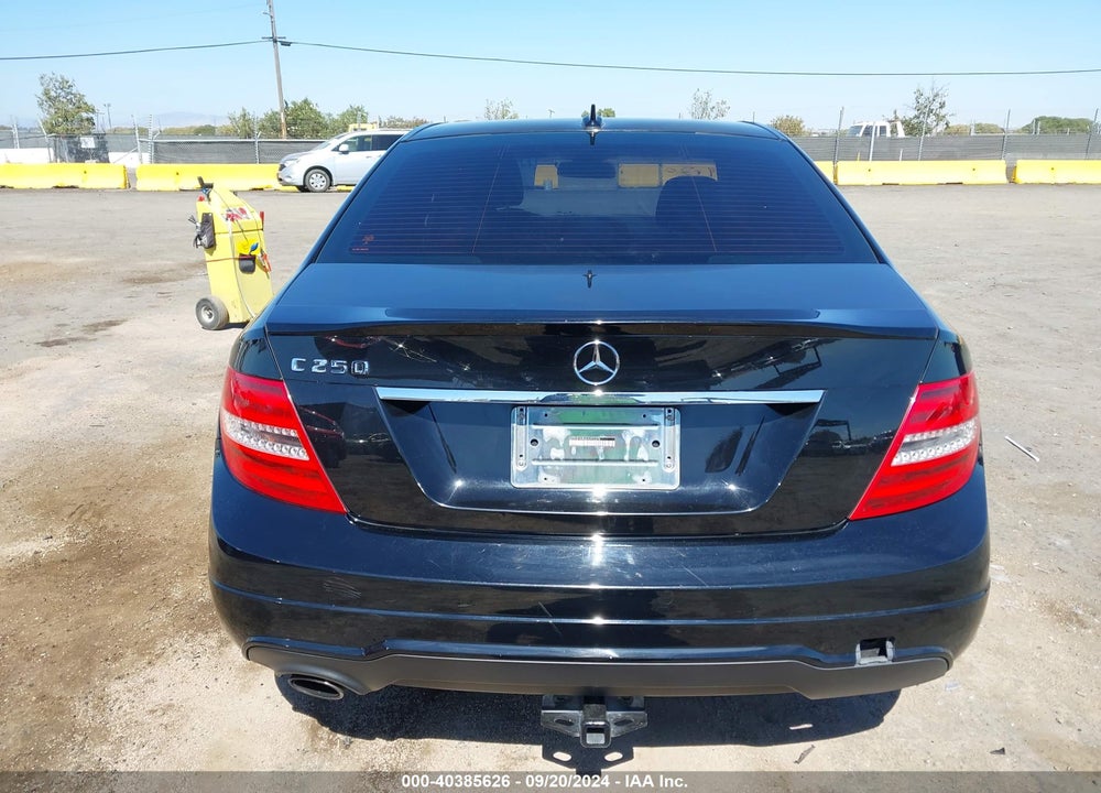 2014 MERCEDES-BENZ C 250 LUXURY/SPORT VIN: WDDGF4HB6EA953376