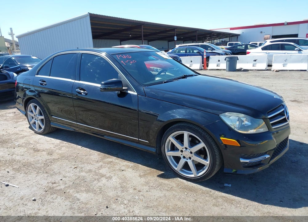 2014 MERCEDES-BENZ C 250 LUXURY/SPORT VIN: WDDGF4HB6EA953376