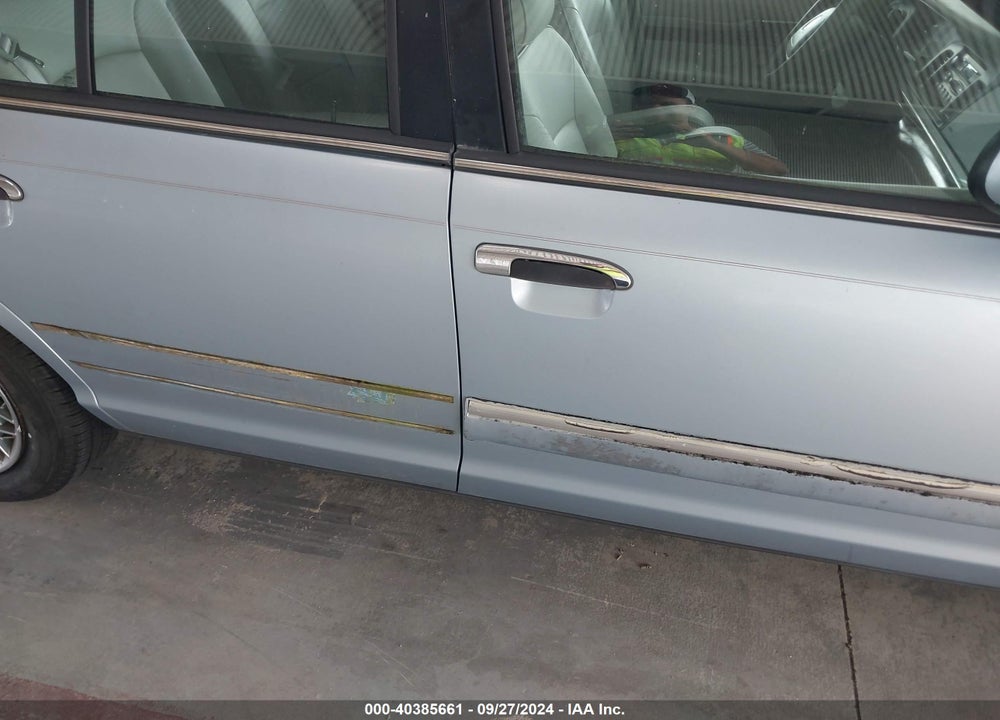 2001 MERCURY GRAND MARQUIS GS VIN: 2MEFM74W01X673118