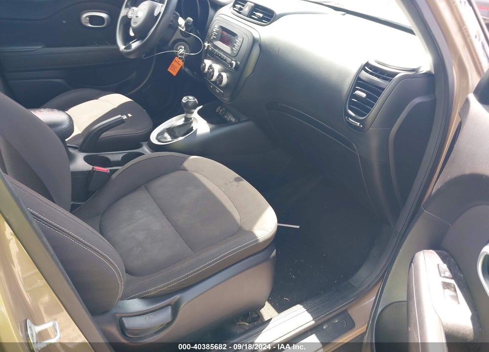2016 KIA SOUL VIN: KNDJN2A27G7284990