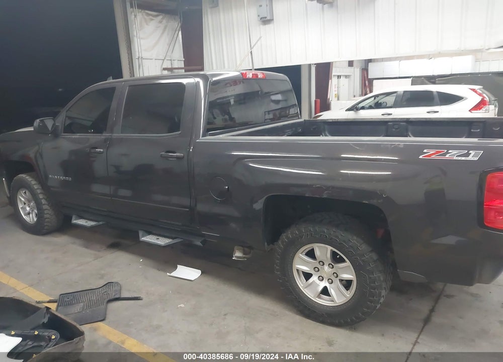 2015 CHEVROLET SILVERADO 1500 2LT VIN: 1GCUKREC1FF202371