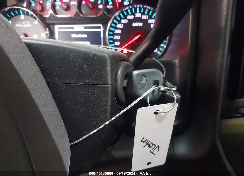 2015 CHEVROLET SILVERADO 1500 2LT VIN: 1GCUKREC1FF202371