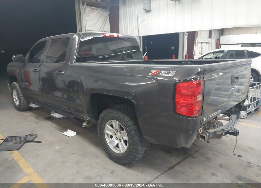 2015 CHEVROLET SILVERADO 1500 2LT VIN: 1GCUKREC1FF202371