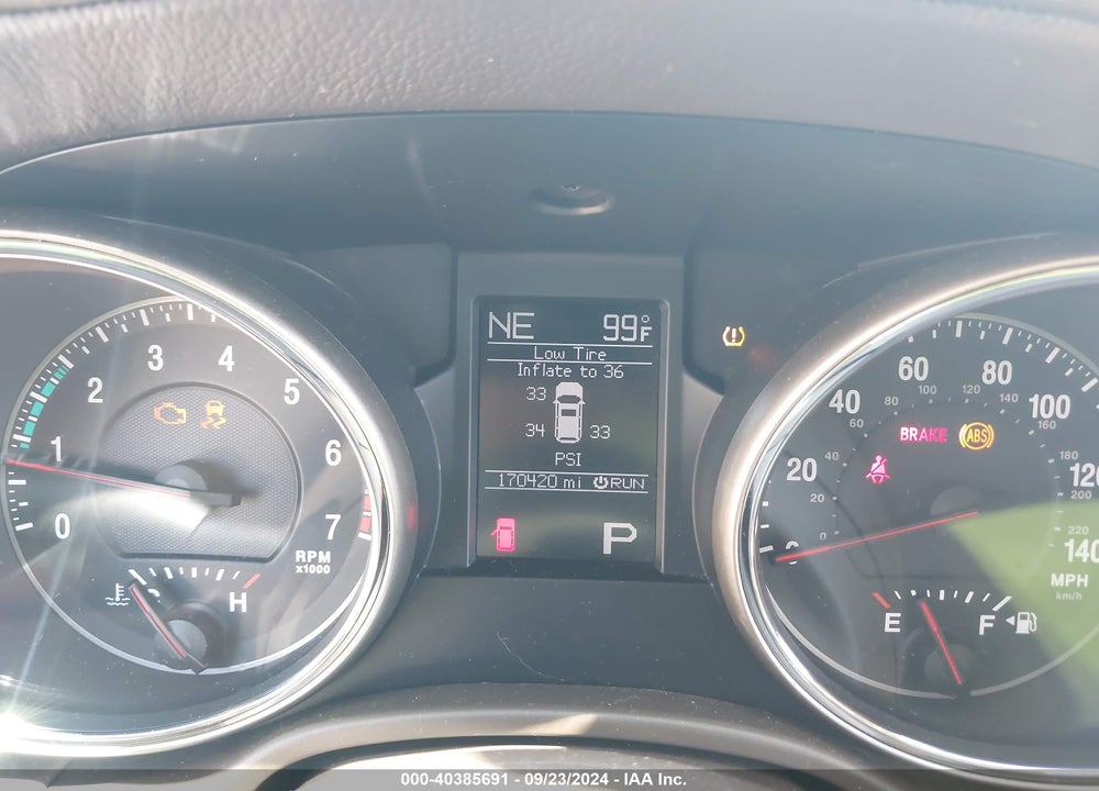 2013 JEEP GRAND CHEROKEE OVERLAND VIN: 1C4RJECG0DC526398