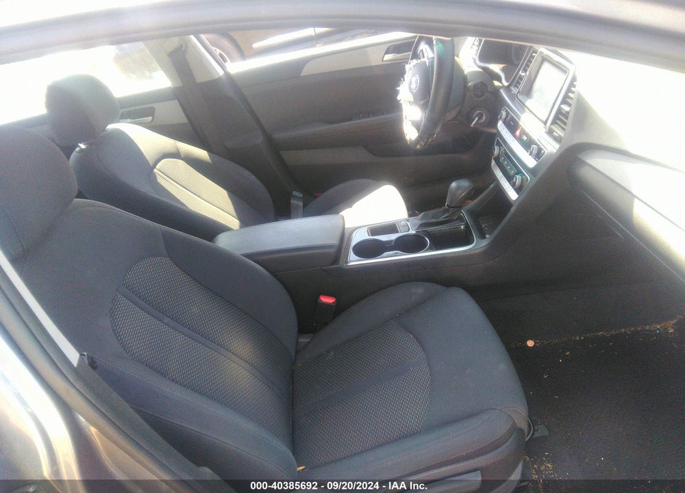 2019 HYUNDAI SONATA SE VIN: 5NPE24AF1KH744786