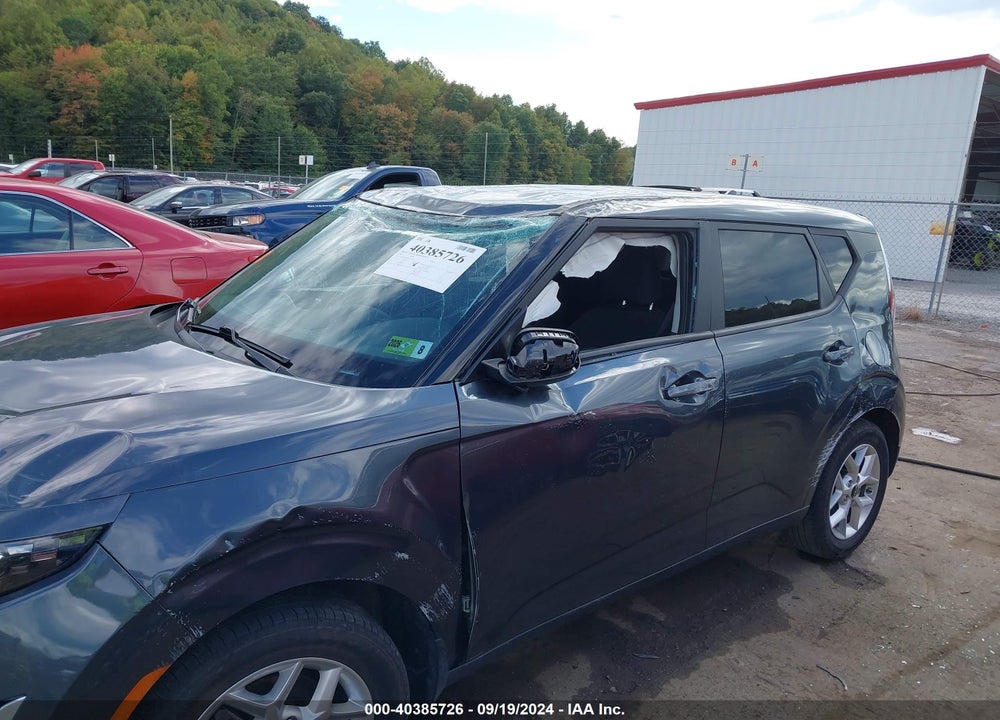 2023 KIA SOUL !/+/S VIN: KNDJ23AU8P7213975