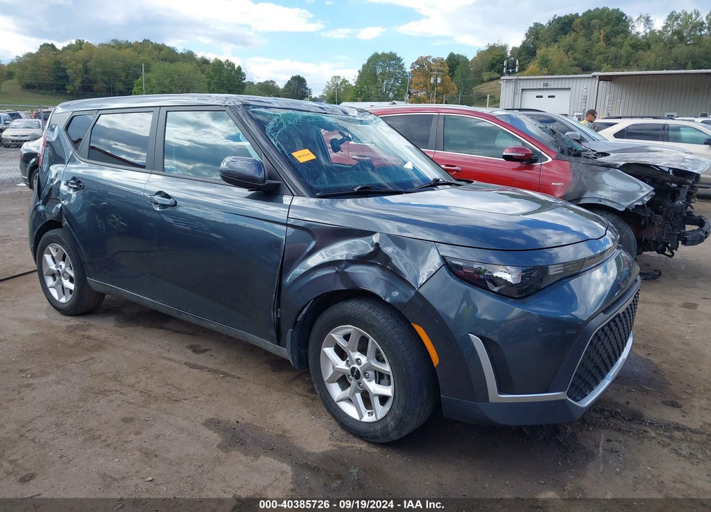 2023 KIA SOUL !/+/S VIN: KNDJ23AU8P7213975