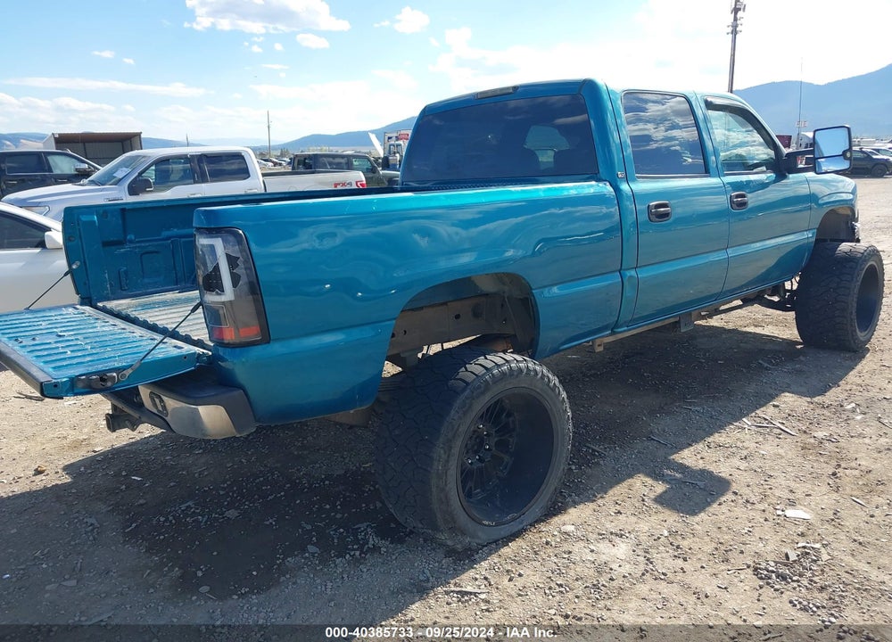 2005 GMC SIERRA 2500HD SLT VIN: 1GTHK23U95F905560