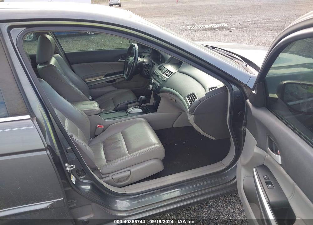 2009 HONDA ACCORD 2.4 EX-L VIN: 1HGCP268X9A005653