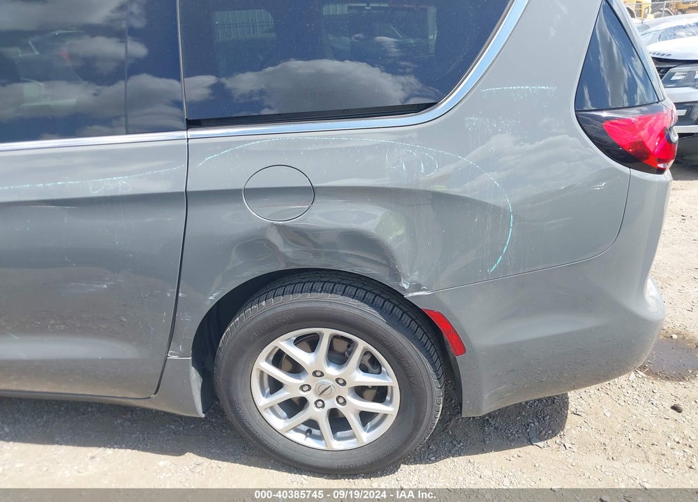 2022 CHRYSLER PACIFICA TOURING L VIN: 2C4RC1BG2NR139333
