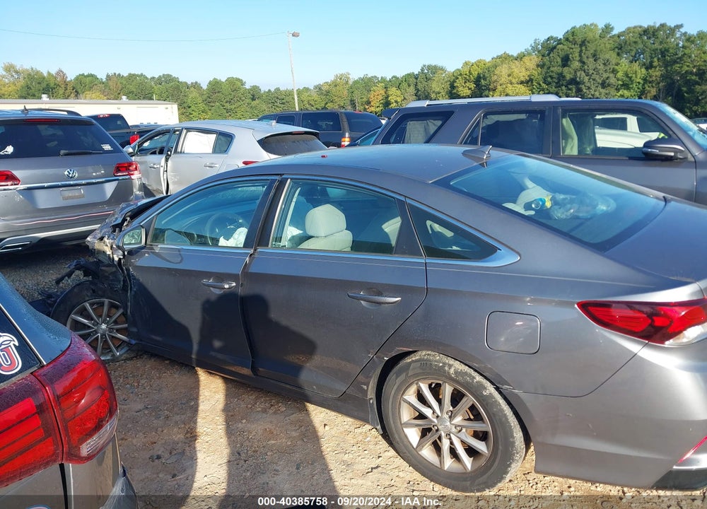 2018 HYUNDAI SONATA SE VIN: 5NPE24AF2JH703100
