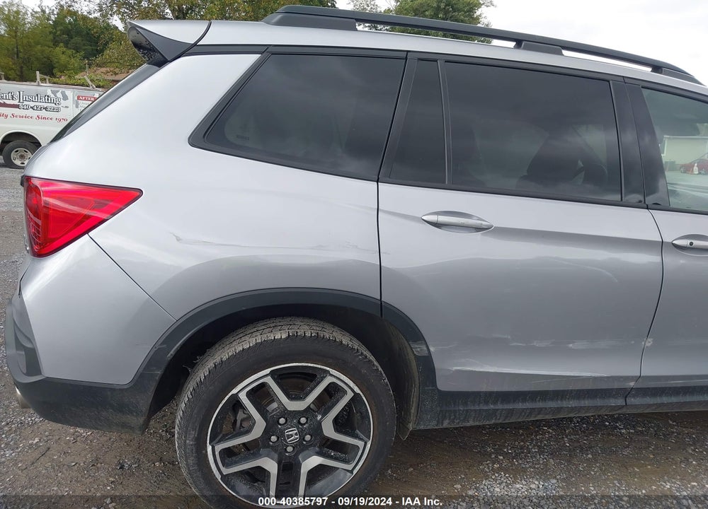 2022 HONDA PASSPORT AWD ELITE VIN: 5FNYF8H02NB004337