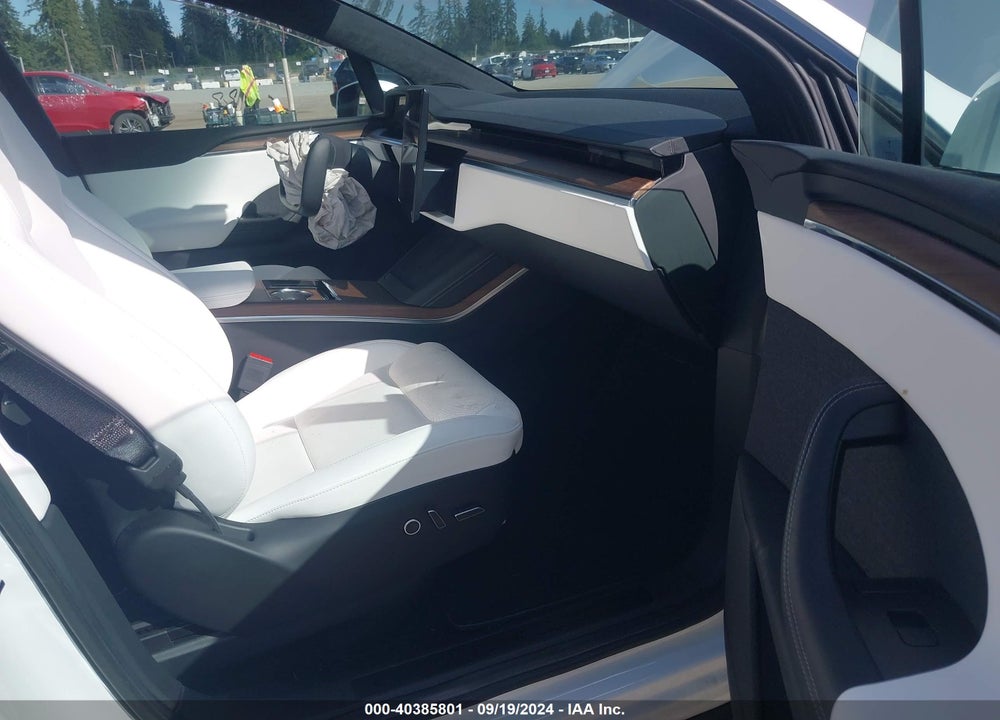 2023 TESLA MODEL X DUAL MOTOR ALL-WHEEL DRIVE/STANDARD RANGE VIN: 7SAXCDE5XPF371604