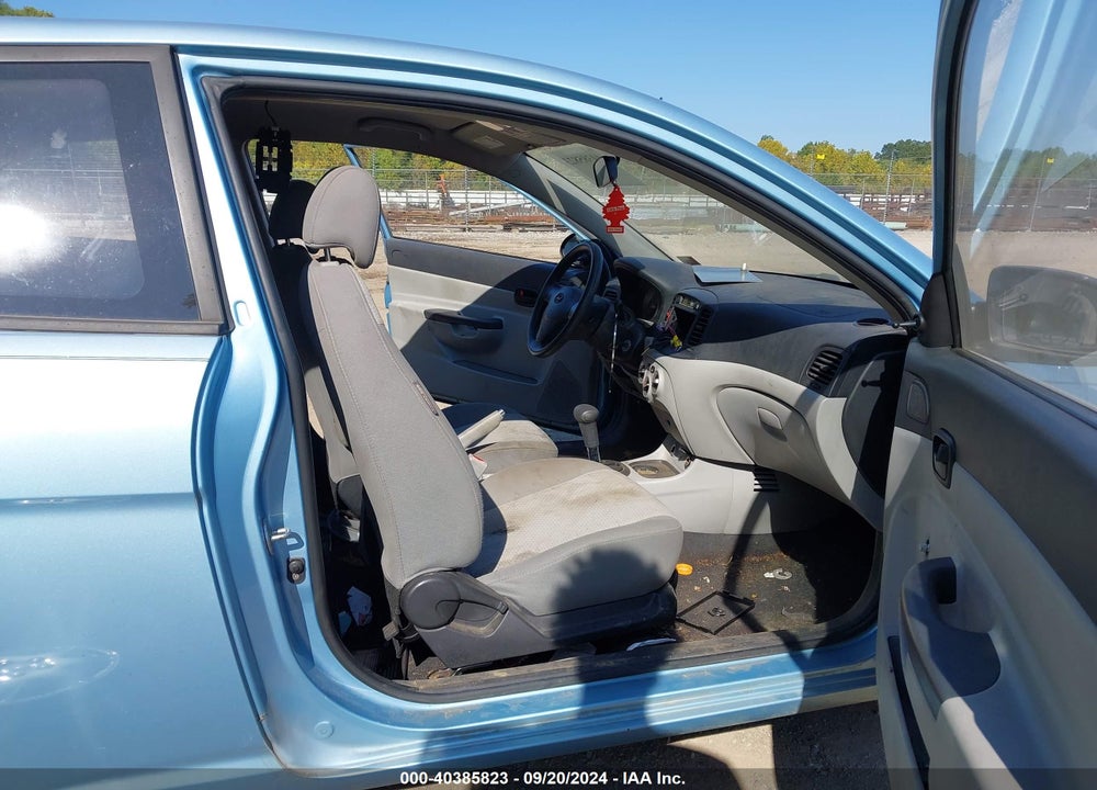 2009 HYUNDAI ACCENT GS VIN: KMHCM36C19U120220