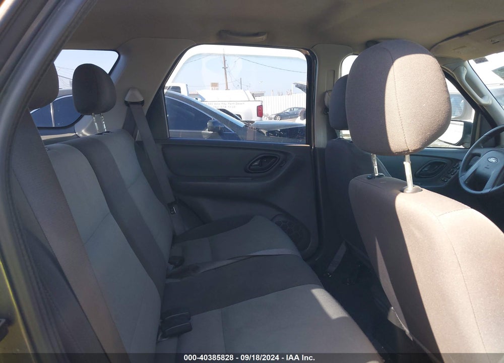 2004 FORD ESCAPE XLS VIN: 1FMYU02164KA14794