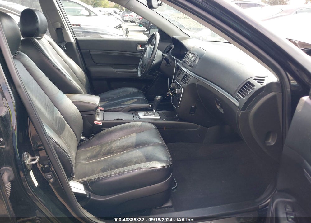 2008 HYUNDAI SONATA LIMITED/SE VIN: 5NPEU46C58H330704