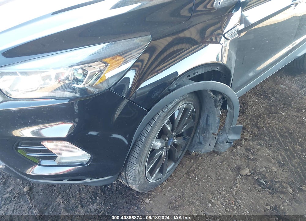 2017 FORD ESCAPE SE VIN: 1FMCU0GD9HUD18368