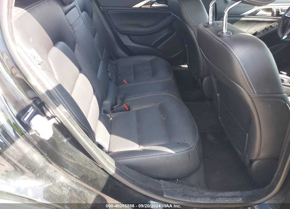 2018 INFINITI QX30 PREMIUM VIN: SJKCH5CR4JA049062