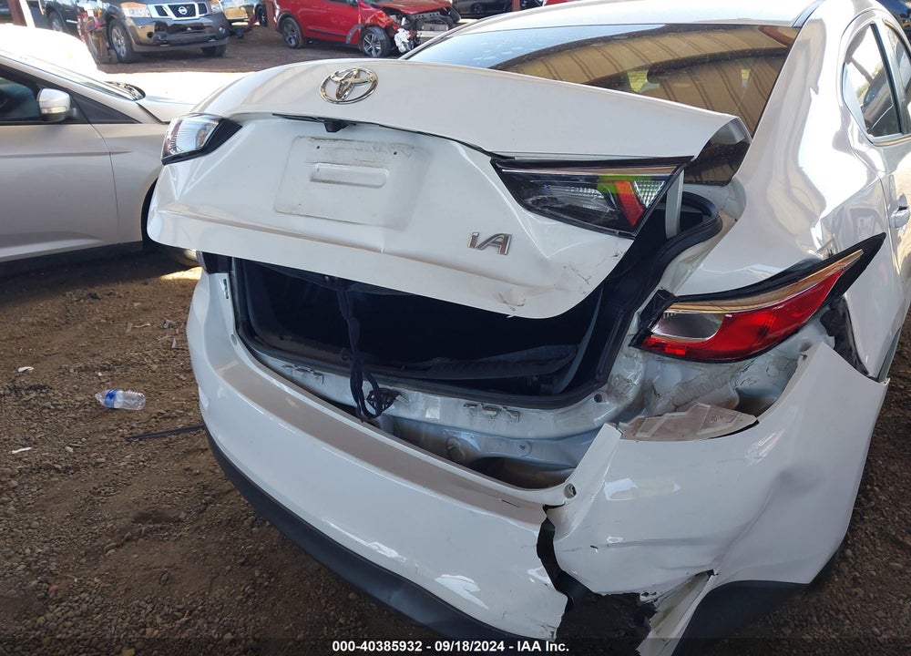 2018 TOYOTA YARIS IA VIN: 3MYDLBYV2JY316402