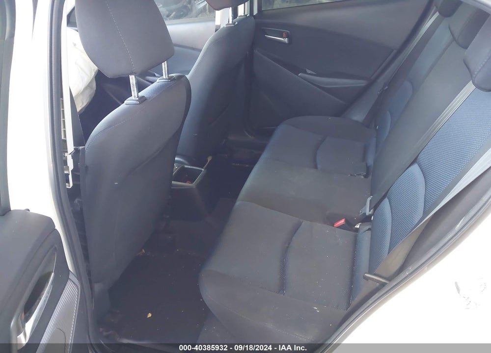 2018 TOYOTA YARIS IA VIN: 3MYDLBYV2JY316402