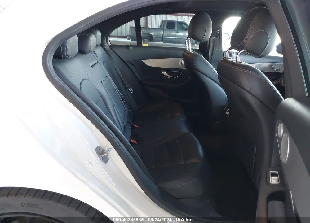 2018 MERCEDES-BENZ C 300 VIN: 55SWF4JB1JU250218