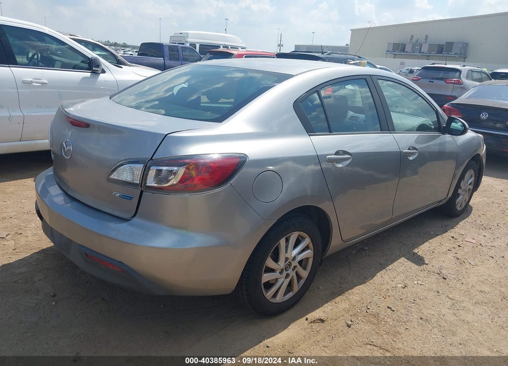 2013 MAZDA 3 I TOURING VIN: JM1BL1VP5D1821901