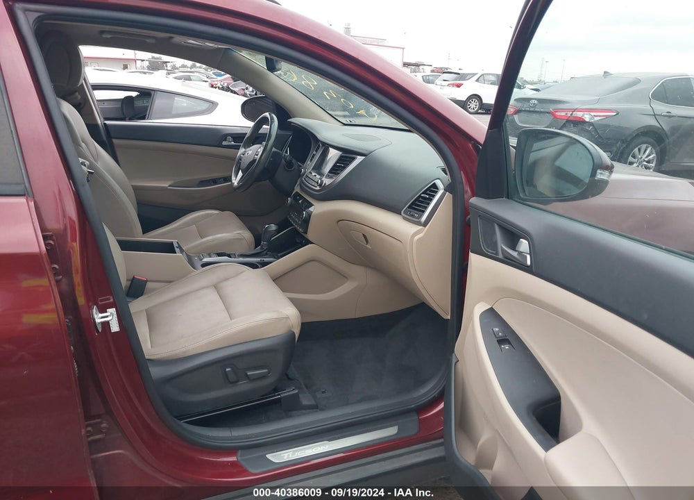2016 HYUNDAI TUCSON LIMITED VIN: KM8J33A29GU179344